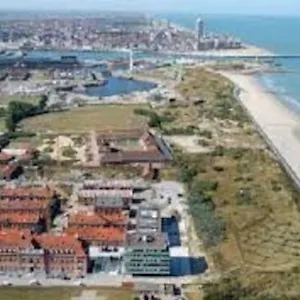 Hedendaags, Verzorgd Op Unieke Locatie Ostende